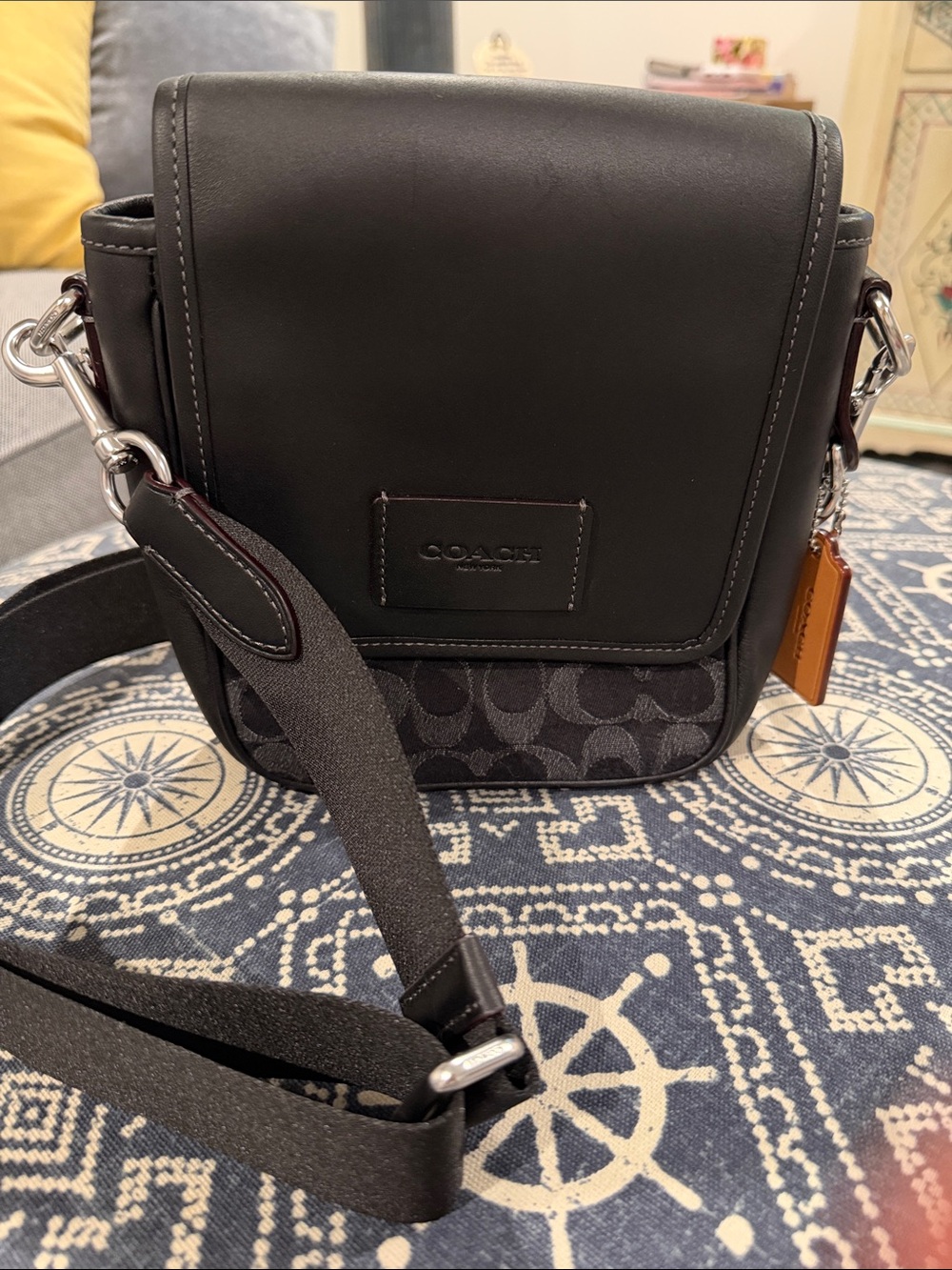 Coach Black & Charcoal Signature Messenger Crossbody for Men or Women.